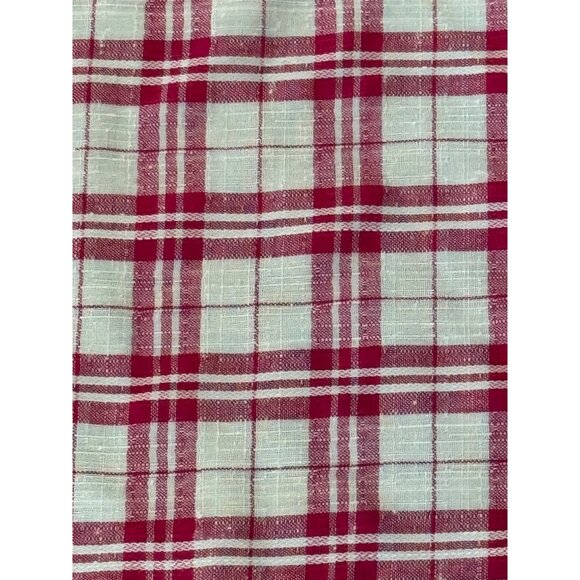 Red & White Plaid Woven Tablecloth With Fringe Edges 43" X 42" - Picture 4 of 6